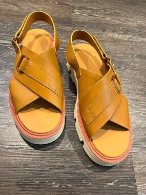 SOREL 10 Tan Leather Platform Lug Sole Sandals - REIN CB - Canyon Gold Ceramic